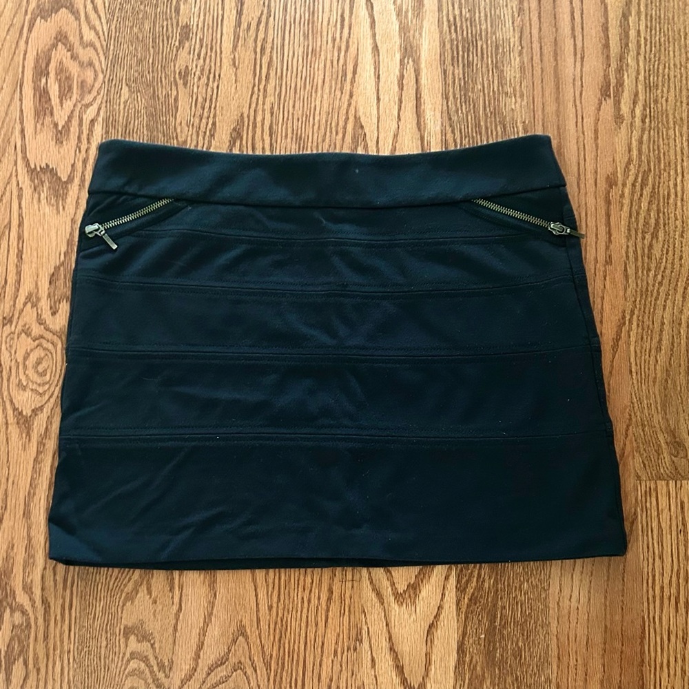 BCBGeneration Black Mini Skirt with Zipper Details